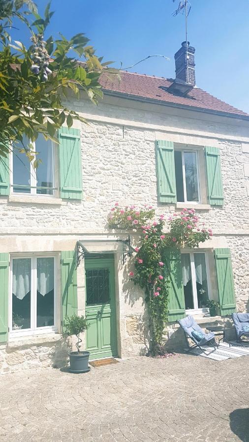 Wisteria Cottage Fleurines Екстер'єр фото